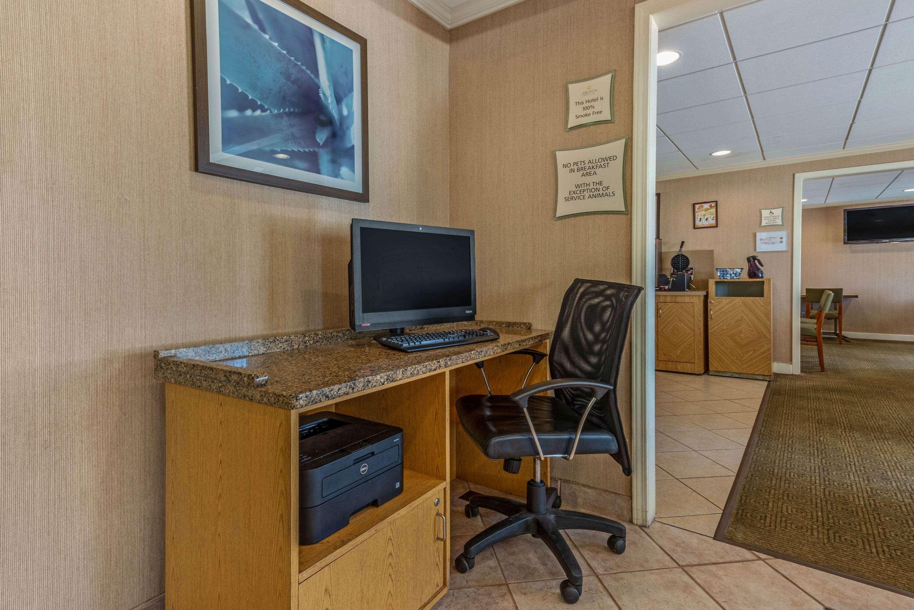 Hotel La Quinta By Wyndham Tampa Brandon West Heartland Zewnętrze zdjęcie