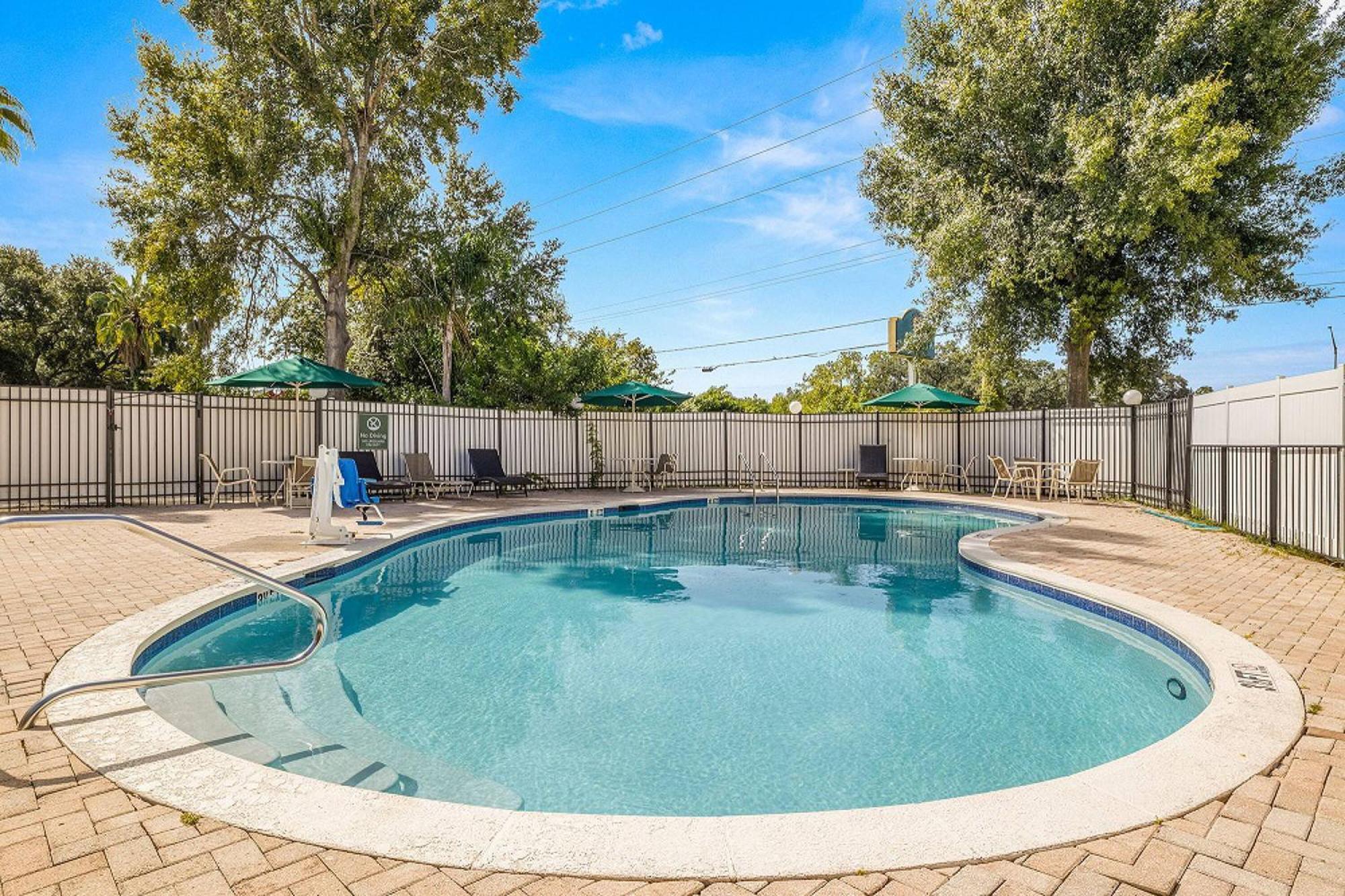Hotel La Quinta By Wyndham Tampa Brandon West Heartland Zewnętrze zdjęcie