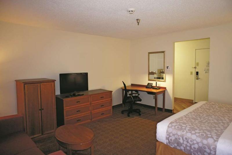 Hotel La Quinta By Wyndham Tampa Brandon West Heartland Zewnętrze zdjęcie